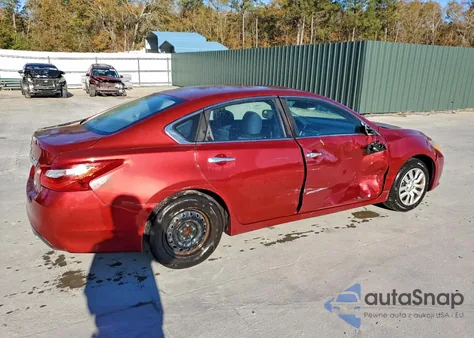 2016 Nissan Altima 2.5 z USA, uszkodzony, nr VIN 1N4AL3AP2GC230209